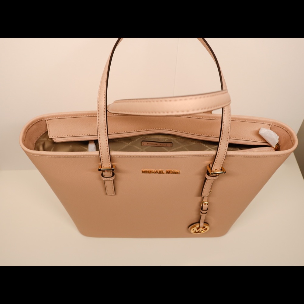 NWT Michael Kors Jet Set Top Zipper Handbag - Picture 5 of 7